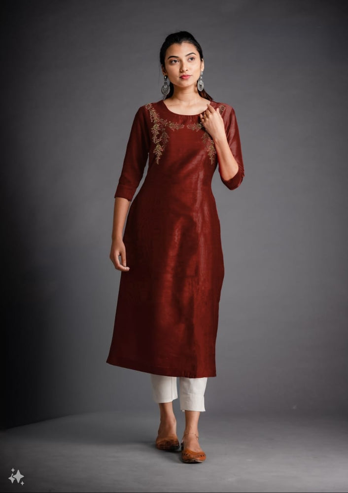 Maroon Embroidery Straight-Cut Kurta