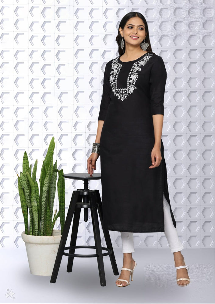 Monochrome Elegant Embroidered Kurta